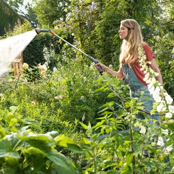 Gardena štapna prskalica za viseće saksije GA 18335-20 Gardena štapna prskalica za viseće saksije GA 18335-20