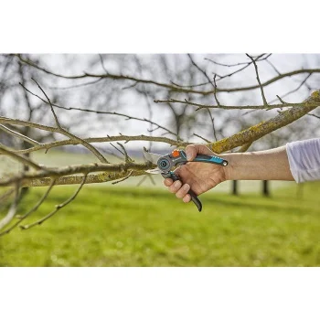 Gardena vrtne makaze Expert Cut GA 12203-20 Gardena vrtne makaze Expert Cut GA 12203-20