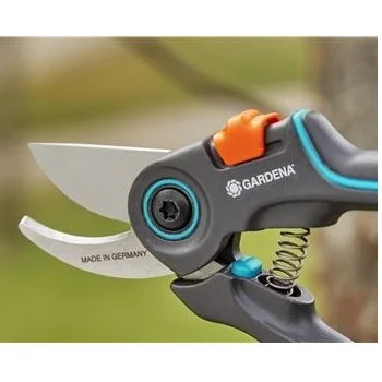 Gardena vrtne makaze Expert Cut GA 12203-20 Gardena vrtne makaze Expert Cut GA 12203-20