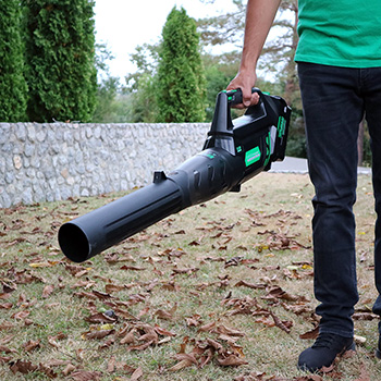 Garden Master baterijski duvač BL58V Garden Master baterijski duvač BL58V