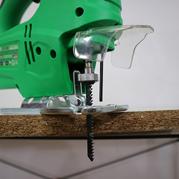 Garden Master ubodna testera 850W laser JS850 Garden Master ubodna testera 850W laser JS850