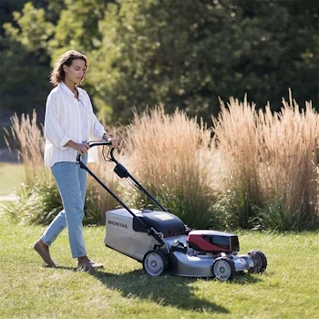 Honda aku samohodna kosačica 36V HRX476XB Honda aku samohodna kosačica 36V HRX476XB
