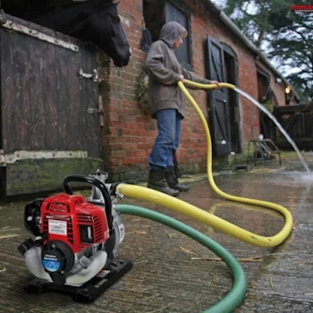 Honda motorna pumpa za čistu vodu WX 10 Honda motorna pumpa za čistu vodu WX 10