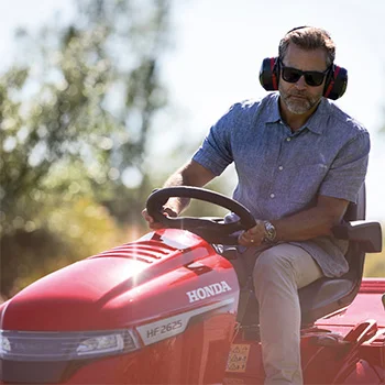 Honda traktorska kosilica za travu HF 2625 HME-5 Honda traktorska kosilica za travu HF 2625 HME-5