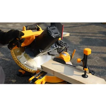 Ingco kružna testera ger 1800W BMS18002 Ingco kružna testera ger 1800W BMS18002