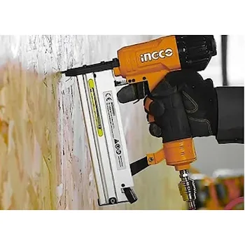 Ingco pneumatski pištolj 2u1 za eksere i heftanje ACN50401 Ingco pneumatski pištolj 2u1 za eksere i heftanje ACN50401
