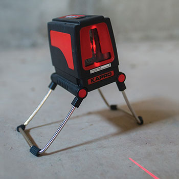 Kapro laserski nivelator 872 Prolaser Plus sa zidnim nosačem K872L-3