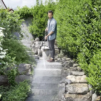 Karcher perač pod pritiskom K3 Compact Karcher perač pod pritiskom K3 Compact