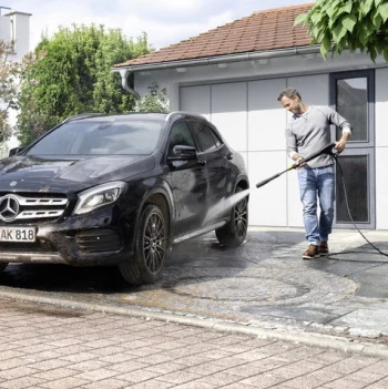 Karcher perač pod pritiskom K5 Compact Karcher perač pod pritiskom K5 Compact