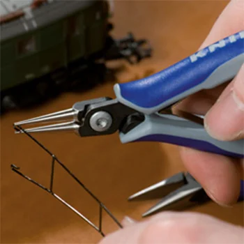 Knipex precizna klešta za hvatanje za elektroniku 135mm 34 32 130 Knipex precizna klešta za hvatanje za elektroniku 135mm 34 32 130