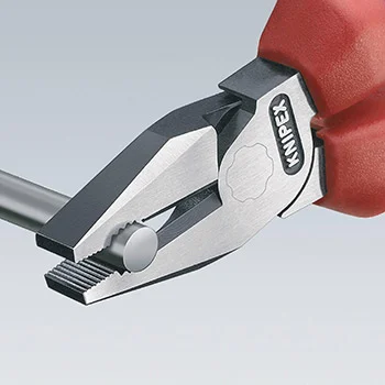 Knipex klešta kombinovana 225mm ojačana sa mogućnošću kačenja 02 02 225 T Knipex klešta kombinovana 225mm ojačana sa mogućnošću kačenja 02 02 225 T