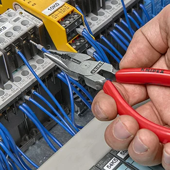 Knipex šiljasta kombinovana klešta 145mm 08 21 145 Knipex šiljasta kombinovana klešta 145mm 08 21 145