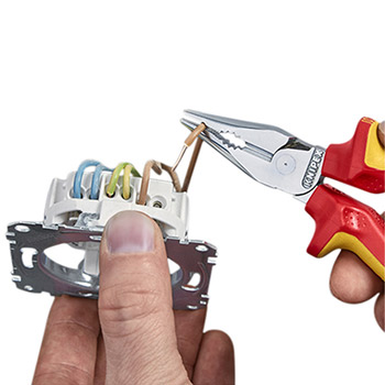 Knipex šiljasta kombinovana klešta izolovana 1000V VDE 185mm 08 26 185 Knipex šiljasta kombinovana klešta izolovana 1000V VDE 185mm 08 26 185