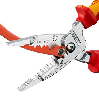 Knipex ojačana klešta za skidanje izolacije 1000V VDE 200mm 13 76 200 ME Knipex ojačana klešta za skidanje izolacije 1000V VDE 200mm 13 76 200 ME
