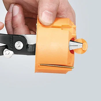 Knipex električarska klešta sa 6 funkcija 200mm 13 91 200 Knipex električarska klešta sa 6 funkcija 200mm 13 91 200