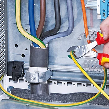 Knipex kose sečice ojačane izolovane 1000V VDE 250mm sa mogućnošću kačenja 74 06 250 T Knipex kose sečice ojačane izolovane 1000V VDE 250mm sa mogućnošću kačenja 74 06 250 T