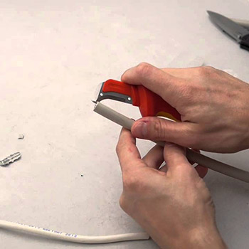 Knipex nož za električare 1000V VDE sa spljoštenim vrhom 180mm 98 55 Knipex nož za električare 1000V VDE sa spljoštenim vrhom 180mm 98 55