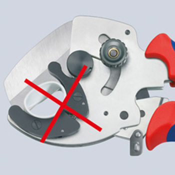 Knipex rezač za spojne i plastične cevi 90 25 40 Knipex rezač za spojne i plastične cevi 90 25 40