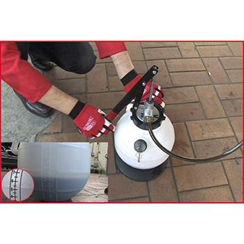 KS Tools univerzalni sistem za punjenje ulja u prenosnik sa 20-delnim setom adaptera 150.9275 KS Tools univerzalni sistem za punjenje ulja u prenosnik sa 20-delnim setom adaptera 150.9275