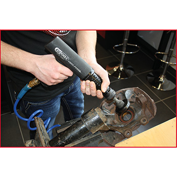 KS Tools pneumatski čekić-dleto Vibro-Impact set 6-delni 515.3880 KS Tools pneumatski čekić-dleto Vibro-Impact set 6-delni 515.3880