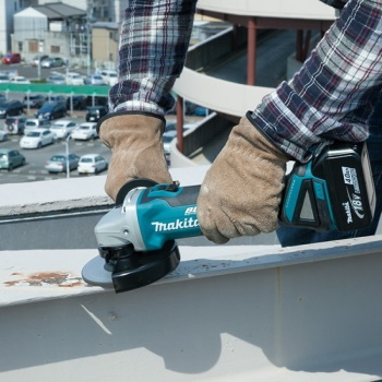 Makita akumulatorska brusilica 18V LXT DGA504RTE-2