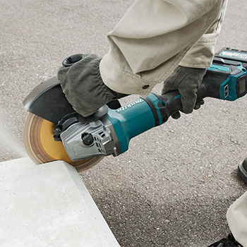 Makita XGT akcijski set - akumulatorska bušilica-odvijač XGT 40V 2,5Ah + akumulatorska ugaona brusilica 230mm XGT 40V DF001GD201+GA038GZ Makita XGT akcijski set - akumulatorska bušilica-odvijač XGT 40V 2,5Ah + akumulatorska ugaona brusilica 230mm XGT 40V DF001GD201+GA038GZ