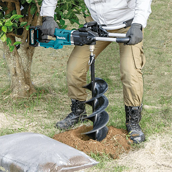 Makita akumulatorski bušač za zemlju 40V XGT DG001GM105 + POKLON Makita baterija XGT Li-ion 40V/4.0Ah BL4040F 1910N6-8-7