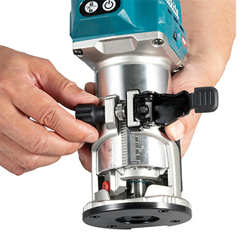Makita akumulatorska glodalica 40V max XGT/18V LXT RT001GM210 Makita akumulatorska glodalica 40V max XGT/18V LXT RT001GM210
