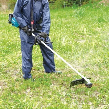 Makita akumulatorska kosa/trimer UR007GZ01-2 Makita akumulatorska kosa/trimer UR007GZ01-2