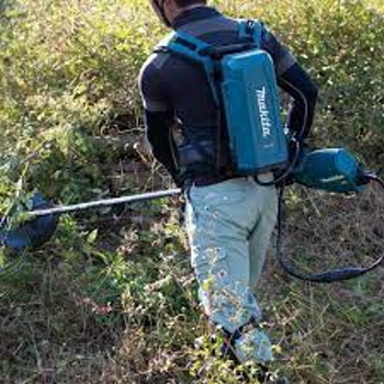 Makita akumulatorska kosa/trimer UR201CZ + POKLON Makita baterija XGT Li-ion 40V/4.0Ah BL4040F 1910N6-8 Makita akumulatorska kosa/trimer UR201CZ + POKLON Makita baterija XGT Li-ion 40V/4.0Ah BL4040F 1910N6-8