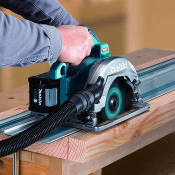 Makita akumulatorska ručna kružna testera 40V max XGT bez baterije i punjača HS004GZ Makita akumulatorska ručna kružna testera 40V max XGT bez baterije i punjača HS004GZ