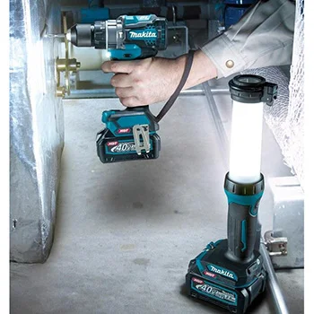 Makita akumulatorska LED lampa XGT 40V ML002G Makita akumulatorska LED lampa XGT 40V ML002G