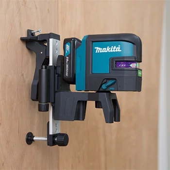 Makita akumulatorski laser sa ukrštenim linijama - zeleni SK106GDZ Makita akumulatorski laser sa ukrštenim linijama - zeleni SK106GDZ