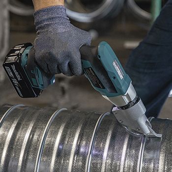 Makita akumulatorske makaze za lim 18V LXT DJS131Z Makita akumulatorske makaze za lim 18V LXT DJS131Z