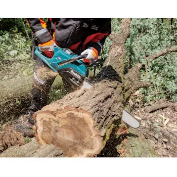 Makita akumulatorska motorna testera 40V XGT UC030GZ-5