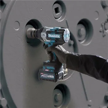 Makita XGT akcijski set - akumulatorski udarni odvijač 3/4 Makita XGT akcijski set - akumulatorski udarni odvijač 3/4