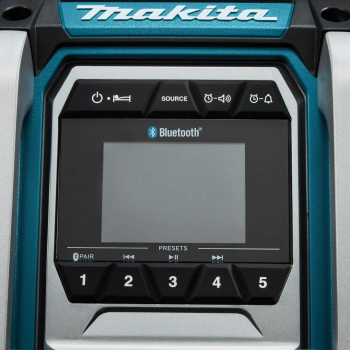 Makita akumulatorski bluetooth radio bez baterije i punjača MR006GZ Makita akumulatorski bluetooth radio bez baterije i punjača MR006GZ