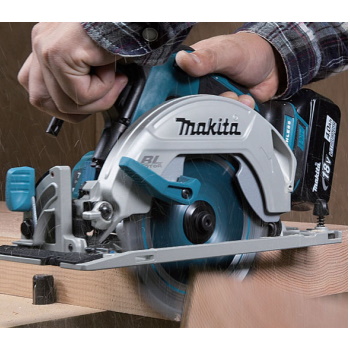 Makita akumulatorska ručna kružna testera 18V DHS680RFJ-3