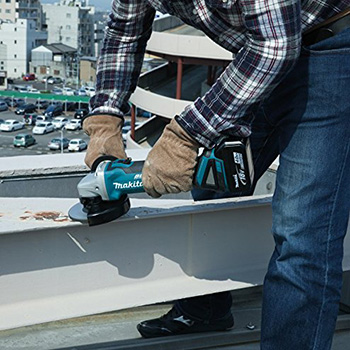 Makita LXT set - akumulatorska bušilica-odvijač DDF486Z + akumulatorska ugaona brusilica DGA504Z + punjač + 2 baterije + Makpac DLX2430TJ Makita LXT set - akumulatorska bušilica-odvijač DDF486Z + akumulatorska ugaona brusilica DGA504Z + punjač + 2 baterije + Makpac DLX2430TJ