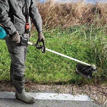 Makita akumulatorska kosa XGT 40V max UR007GM101 Makita akumulatorska kosa XGT 40V max UR007GM101