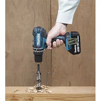Makita akumulatorska udarna bušilica-odvijač 18V + kofer DHP482Z-5 Makita akumulatorska udarna bušilica-odvijač 18V + kofer DHP482Z-5