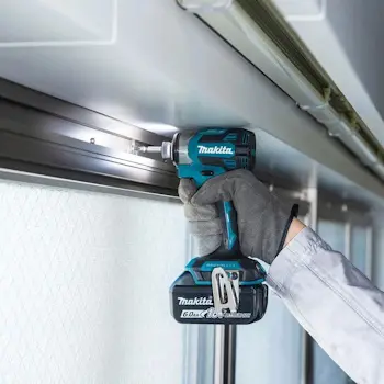Makita aku udarni odvijač 18V LXT DTD173ZJX2-6