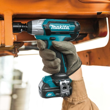 Makita akumulatorski udarni odvijač 12V max TW140DWA Makita akumulatorski udarni odvijač 12V max TW140DWA