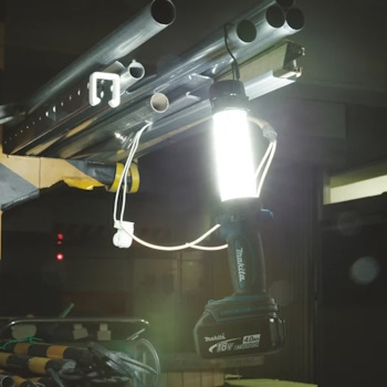 Makita akumulatorska LED lampa radna 18V DEBDML806 Makita akumulatorska LED lampa radna 18V DEBDML806