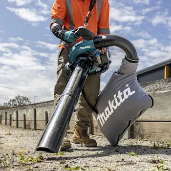 Makita akumulatorska duvalica 40V XGT UB003GZ-1