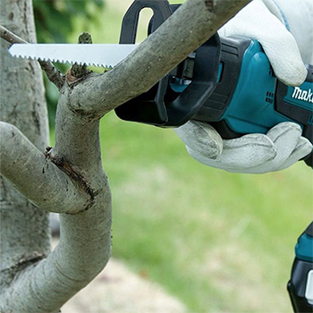 Makita akumulatorska testera DJR183ZJ Makita akumulatorska testera DJR183ZJ