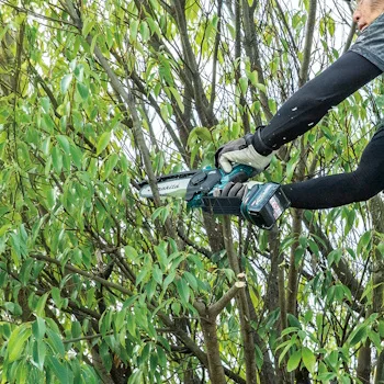 Makita akumulatorska testera za orezivanje 40V XGT UC029GZ-1