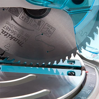 Makita akumulatorska testera za koso sečenje DLS600Z Makita akumulatorska testera za koso sečenje DLS600Z