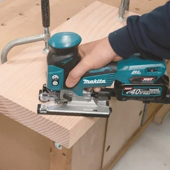 Makita akumulatorska ubodna testera 40V JV001GZ Makita akumulatorska ubodna testera 40V JV001GZ