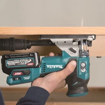 Makita akumulatorska ubodna testera 40V JV001GZ Makita akumulatorska ubodna testera 40V JV001GZ